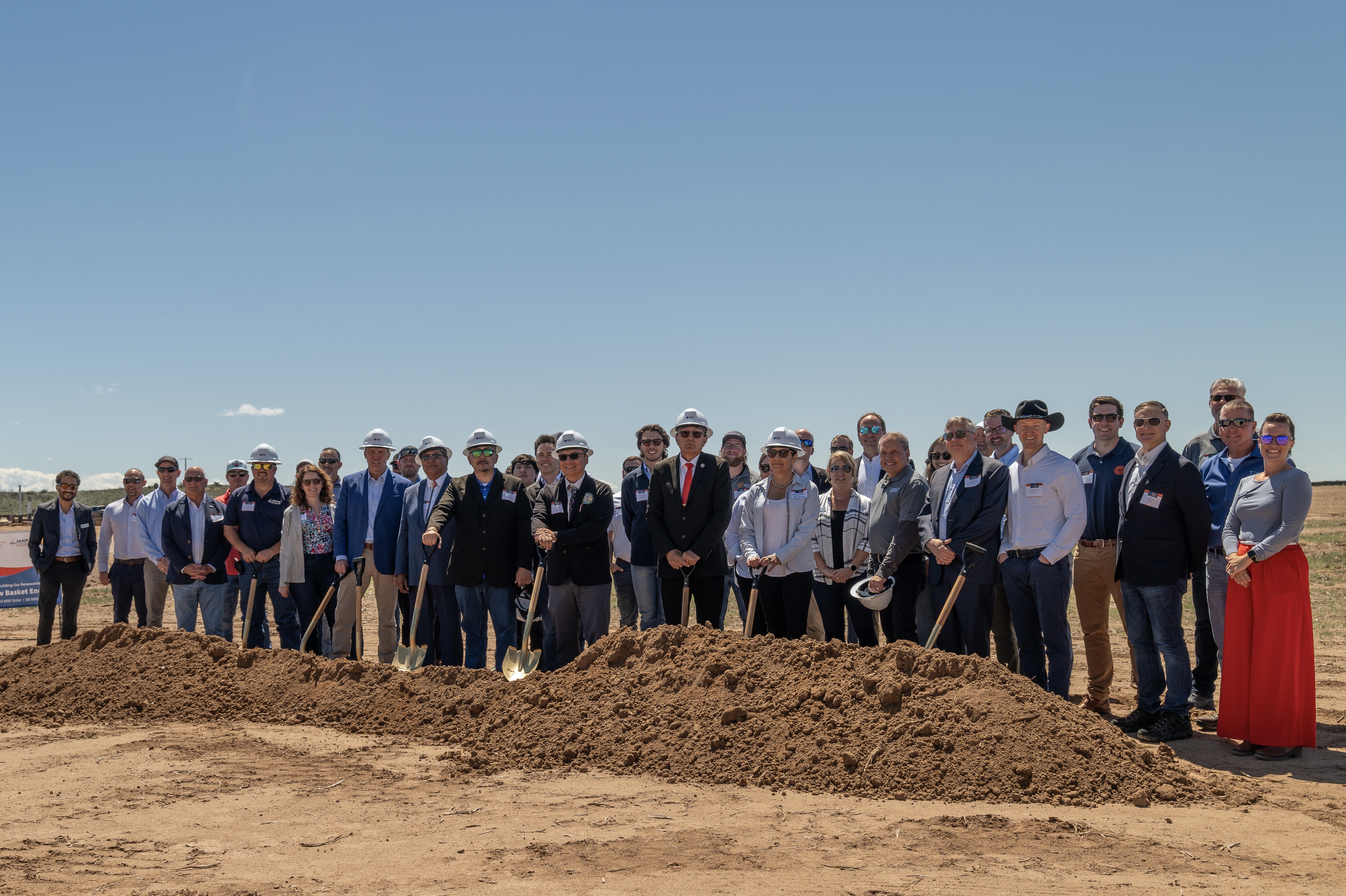 Gridworks Celebrates Groundbreaking of Shallow Basket Energy Project alongside Jicarilla Apache Nation and National Renewable Solutions